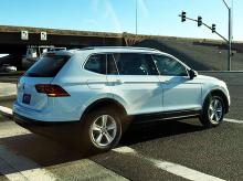  Volkswagen Tiguan    - Volkswagen