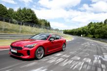 Kia Stinger      - Kia