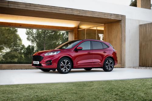      Ford Kuga.    - Ford