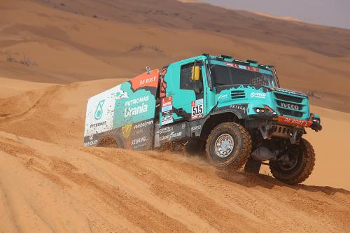 -2022: 3    IVECO  