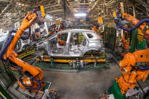 Renault відновлює виробництво автомобілів у РФ