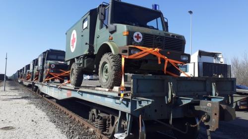 Україні передають 50 військових автомобілів швидкої допомоги