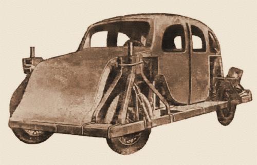 Як у Києві у 1935 році створили власний передньопривідний електромобіль. Історичне фото - електромоб