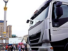 Iveco представила в Украине свой флагманский грузовик