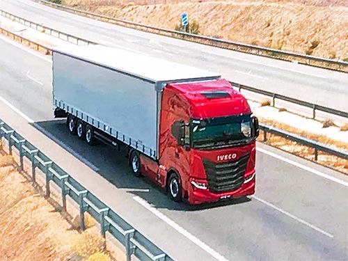 IVECO     S-WAY.  