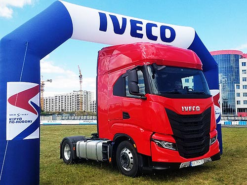     IVECO S-Way - IVECO