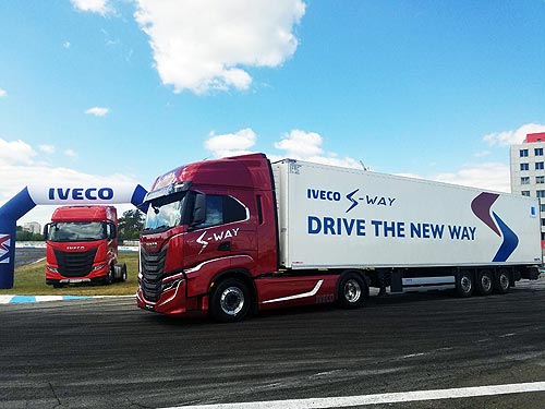     IVECO S-Way - IVECO