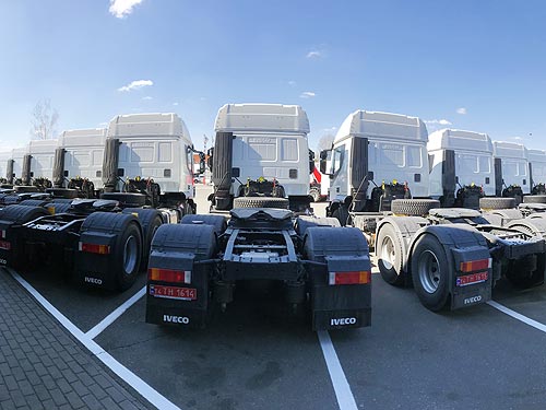 �������� ����� �������� ������ ������� IVECO Stralis 6x4 ��� ��������� ���� - IVECO