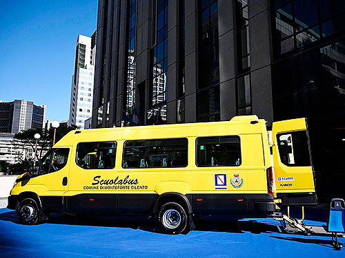 IVECO  87    eDAILY  볿