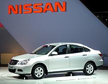 Nissan Almera         - Nissan