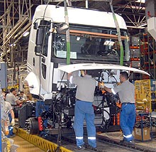 Как делают грузовики Ford Cargo. Репортаж с завода