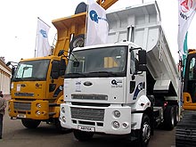   Ford Cargo      