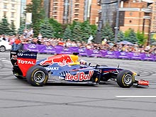 Infiniti   1  
