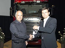 В Украину состоялась поставка первого самого мощного грузовика Scania R730 V8