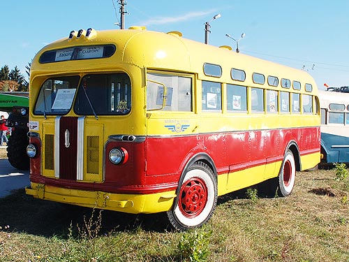  OldCarLand:     . 