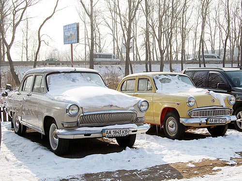 Сколько в Украине за год продается ретро автомобилей? Секреты статистики