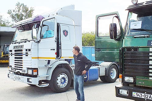 Scania     125-  . 