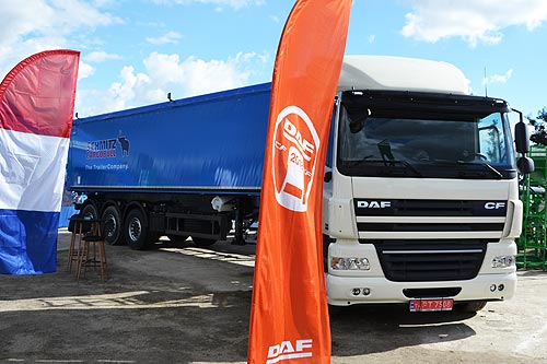 DAF      - DAF