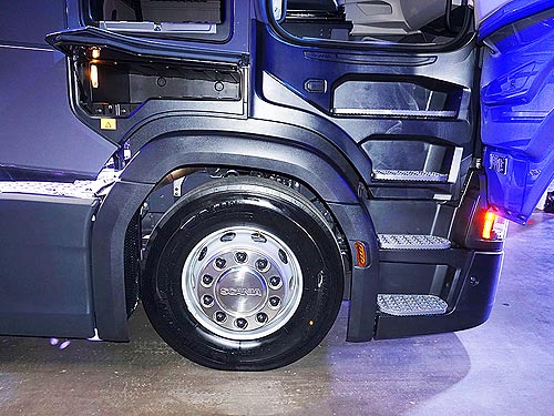 Scania представила в Украине новое поколение грузовиков сразу во всех сегментах - Scania
