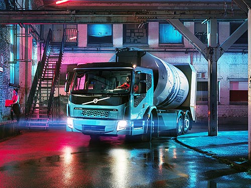 Volvo Trucks      Volvo FE Electric - Volvo