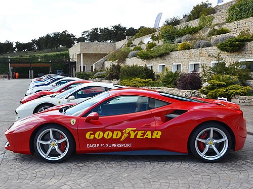 На каких шинах должны ездить Ferrari и Porsche. Тест высокоскоростных шин Goodyear - Goodyear