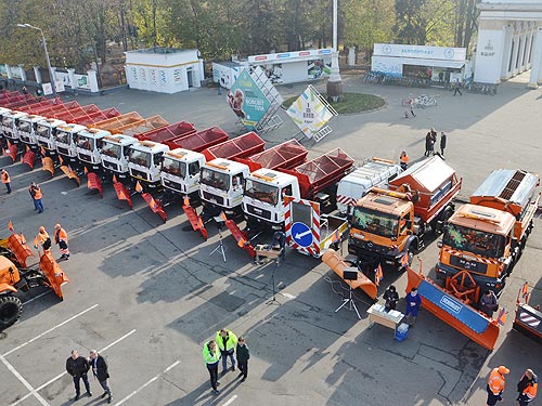 «Киевавтодор» показал, с помощью какой техники будет чистить город зимой - автодор