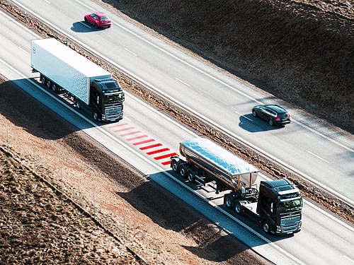 Volvo Trucks       Distance Alert