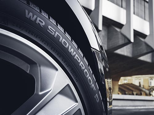 Nokian Tyres       Nokian Snowproof P - Nokian