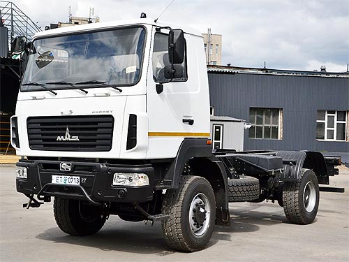 В Украину начались поставки облегченного полноприводного шасси МАЗ в качестве замены ГАЗ-66 - МАЗ
