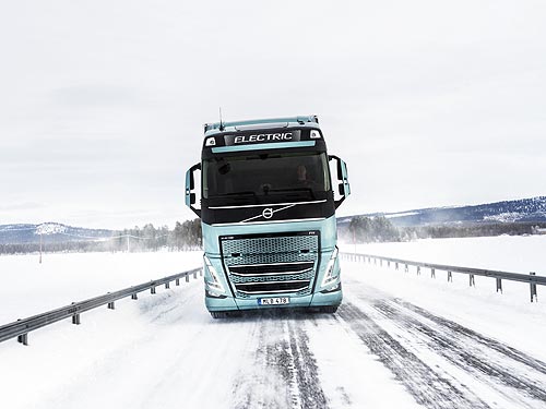 Электрические грузовики Volvo прошли испытания в экстремальных зимних условиях - Volvo