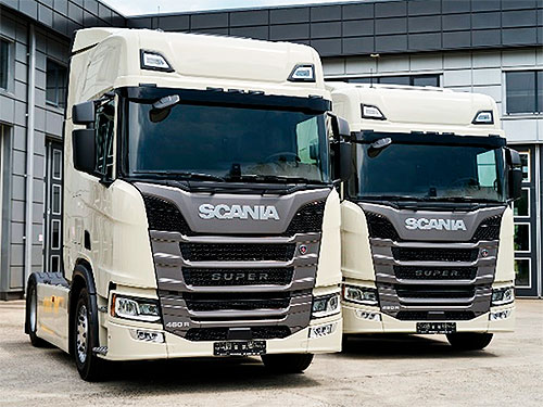     Scania 䳺   
