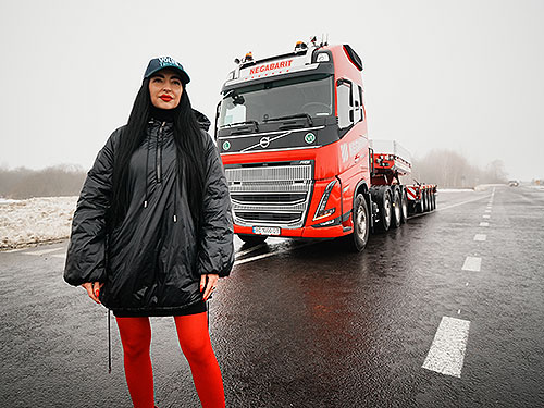     3   Volvo FH16 750 - Volvo