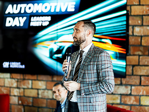 ³  Automotive Day       Credit Agricole  - Credit