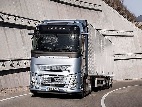    Volvo Trucks   Start-Stop    - Volvo