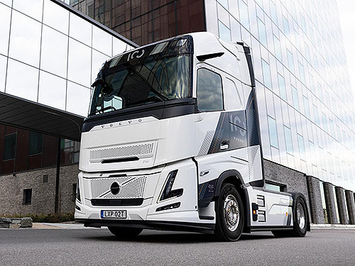 Volvo ����������� ���������� ����� ��������� �� ����� ����� 100-����
