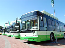 Для болельщиков Евро-2012 закупят 85 комфортабельных автобуса - автобус