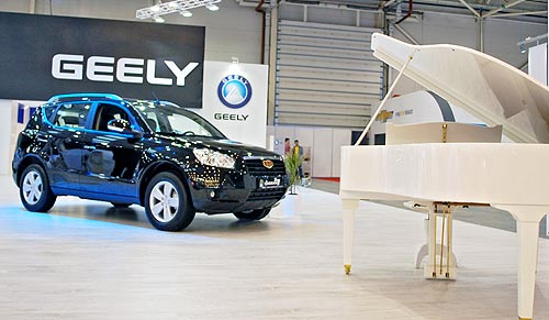  Geely Emgrand X7   - Geely