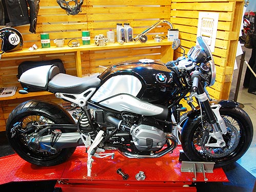 BMW Motorrad     7   - BMW