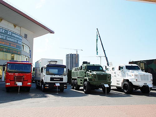 Чем будем давать по зубам: Обзор новинок выставки «Зброя и безпека 2015»