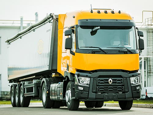 Renault Trucks      - Renault