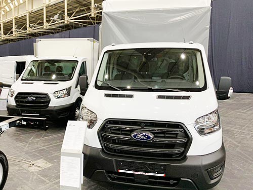 Ford     Transit 4x4    