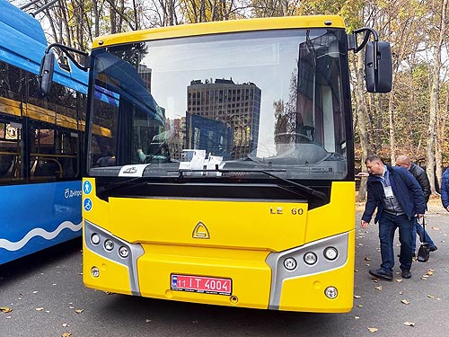 На каких автобусах будут ездить в городах Украины. Обзор выставки City Trans 2021 - автобус