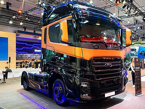  ` Ford Trucks   - Ford