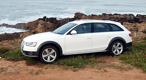 - Audi A4: Premium  