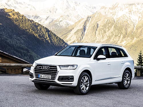 - Audi Q7 New:  7D  