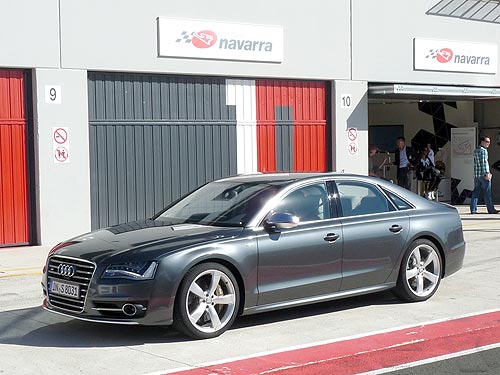 -      Audi S8:    