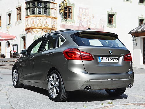 - BMW 2  Active Tourer.  BMW  