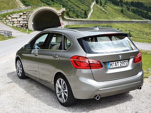 - BMW 2  Active Tourer.  BMW  