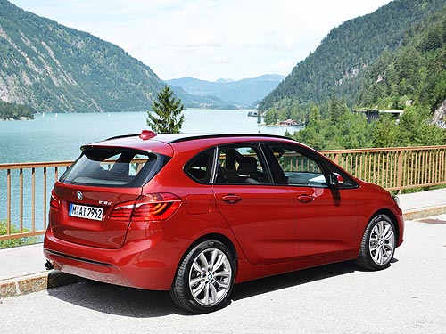 - BMW 2  Active Tourer.  BMW  