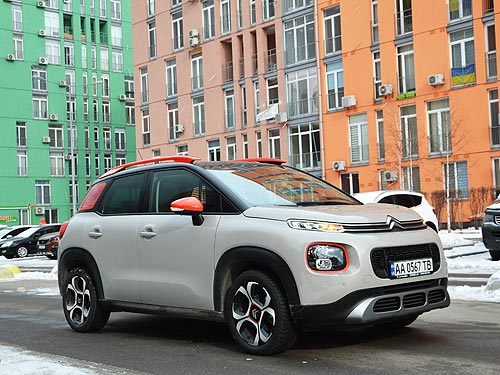 - Citroen C3 Aircross:     - Citroen